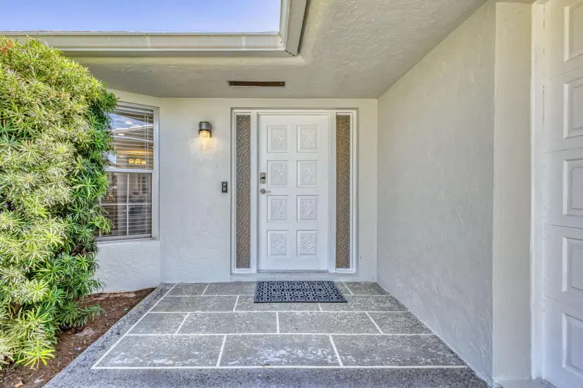 Picture of 124 Park Lane E, Hypoluxo FL 33462