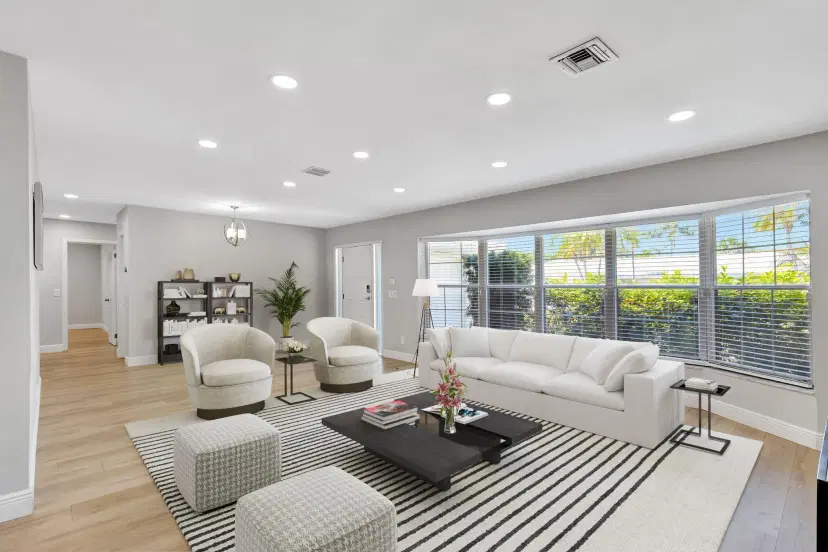 Picture of 124 Park Lane E, Hypoluxo FL 33462