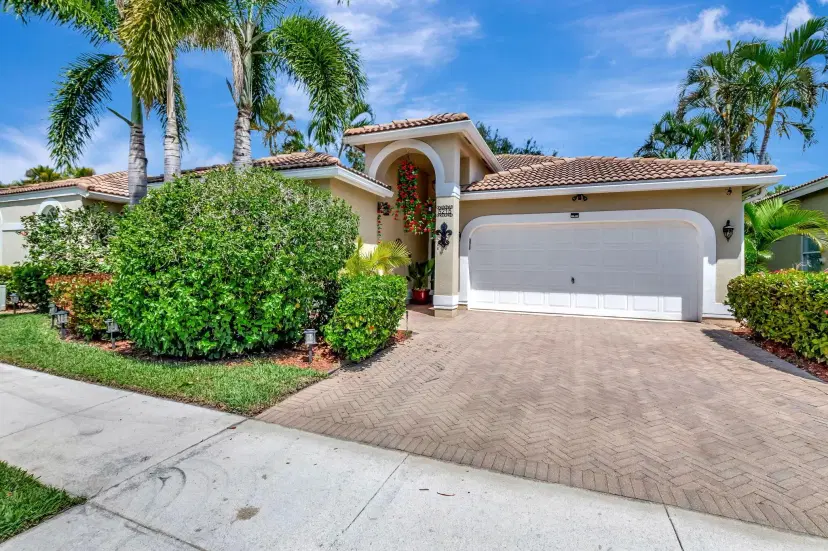 Picture of 5215 Ventura Drive, Delray Beach FL 33484