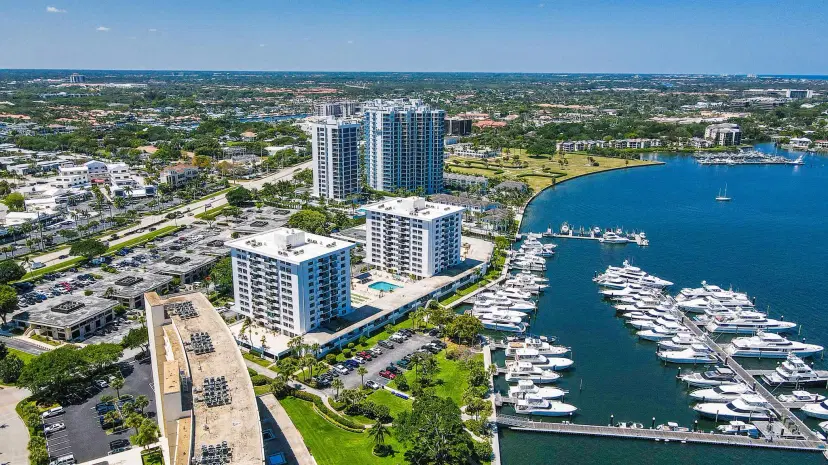 Picture of 1208 Marine Way 901, North Palm Beach FL 33408