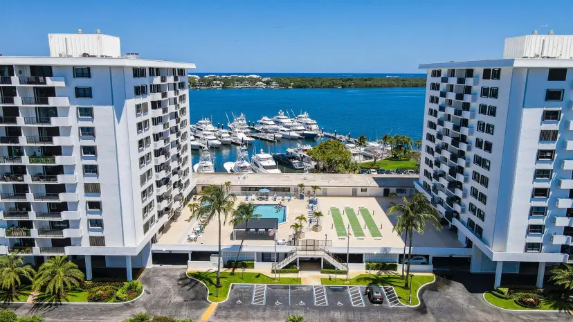 Picture of 1208 Marine Way 901, North Palm Beach FL 33408