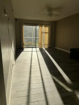 Picture of 140 Lake Meryl Drive 139, West Palm Beach, FL 33411