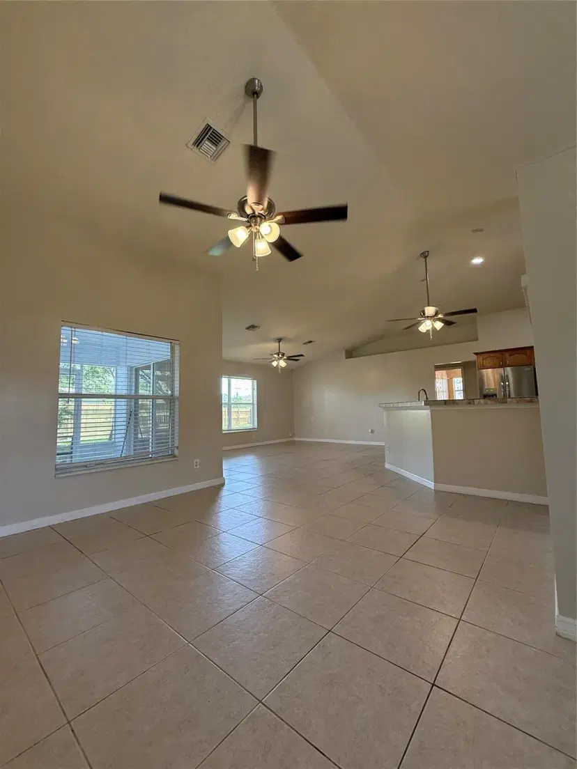 Picture of 1713 SE Haverford St, Port St Lucie FL 34983
