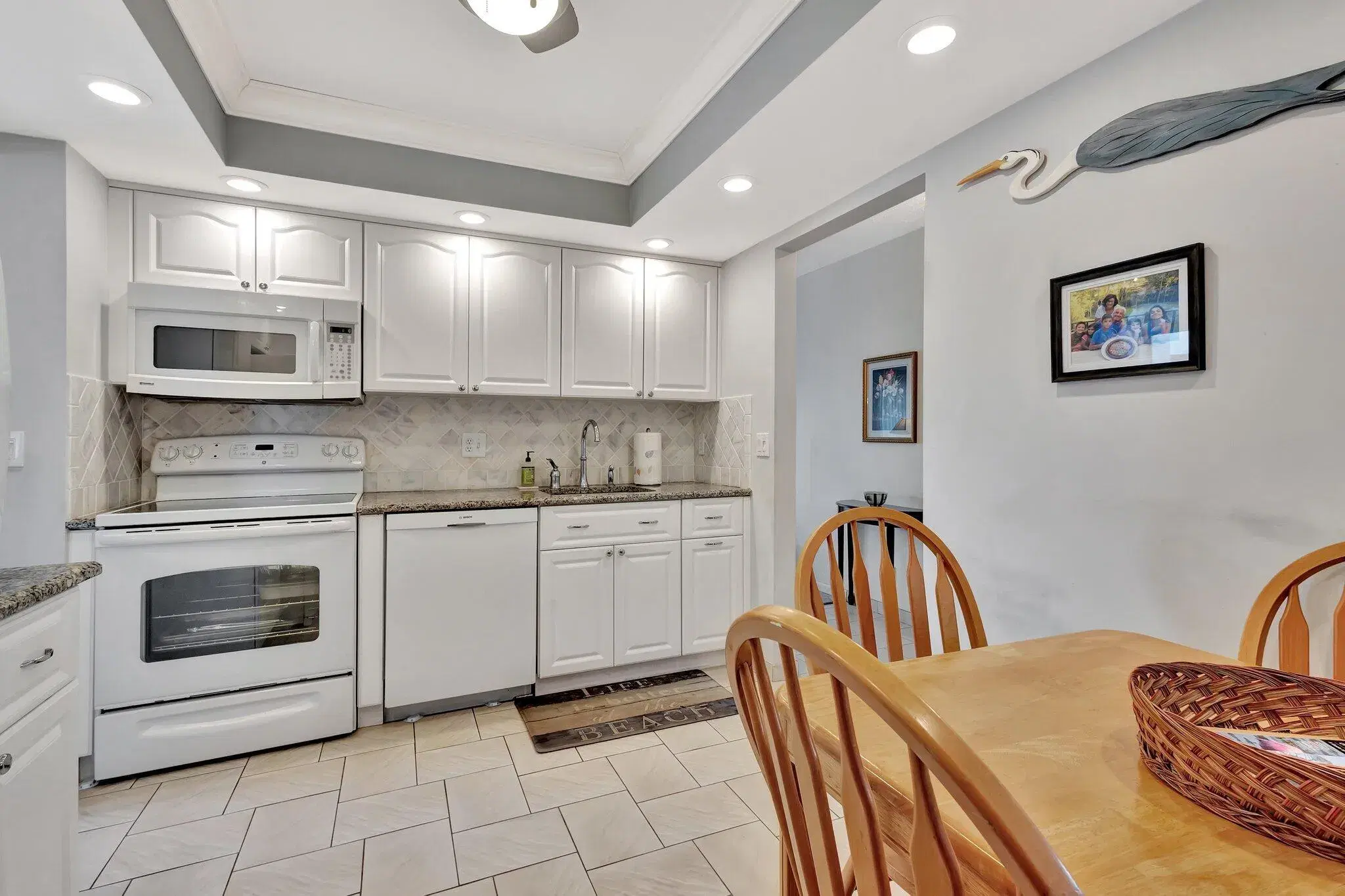 Picture of 3186 Via Poinciana 409, Lake Worth, FL 33467