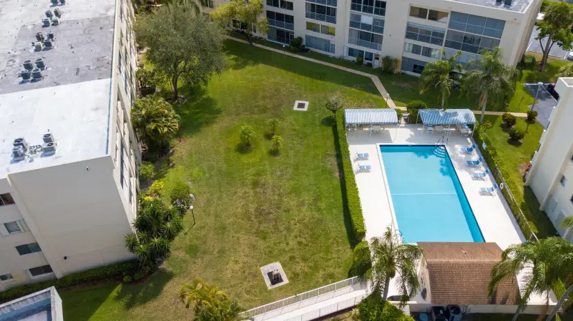 Picture of 3186 Via Poinciana 409, Lake Worth FL 33467