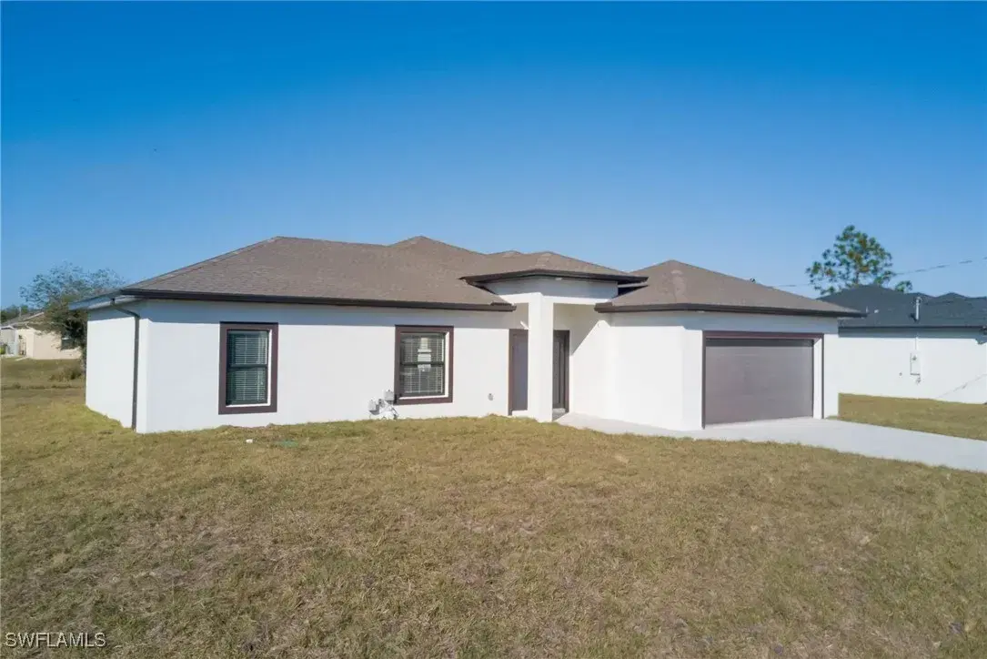 Picture of 2103 Jefferson Ave, Alva, FL 33920
