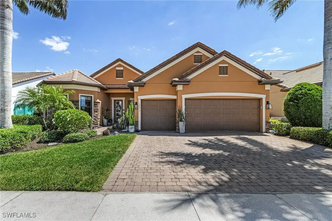 Picture of 16213 Camden Lakes Cir, Naples, FL 34110