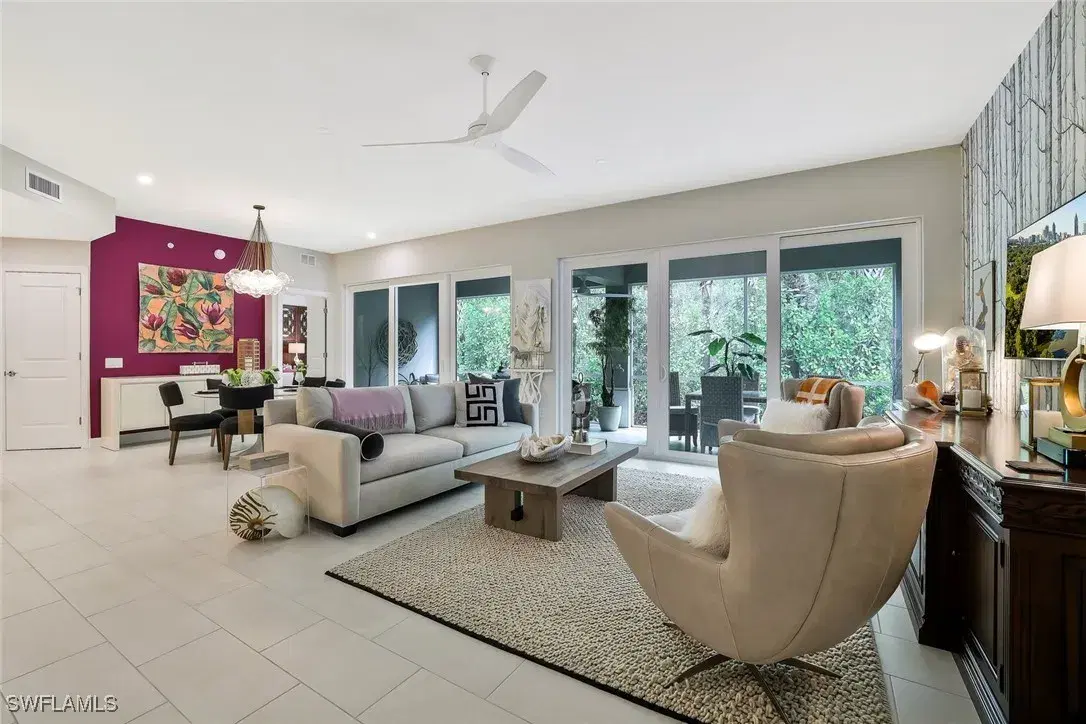 Picture of 190 Indies Dr E 102, Naples, FL 34114