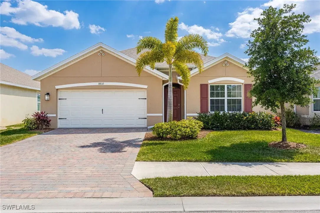 Picture of 8832 Cascade Price Cir, North Fort Myers, FL 33917