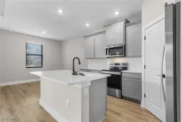 Picture of 923 Admiral Bull Halsey Ave, Labelle, FL 33935
