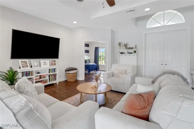 Picture of 4910 18Th St Ne, Naples FL 34120