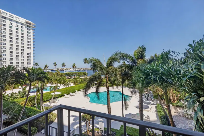 Picture of 1801 S Flagler Drive 310, West Palm Beach FL 33401