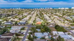 Picture of 813 105Th Ave N, Naples, FL 34108