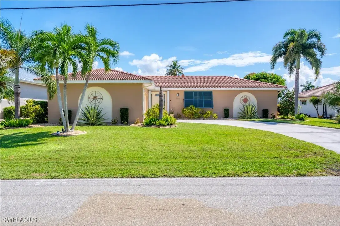 Picture of 890 Coronado Dr, Punta Gorda, FL 33950