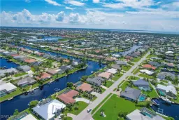 Picture of 890 Coronado Dr, Punta Gorda, FL 33950