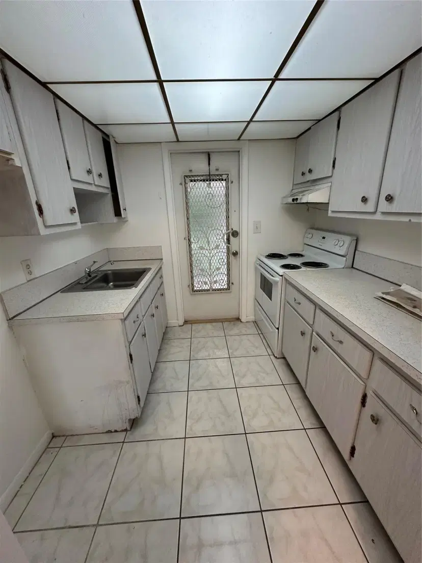 Picture of 348 S Federal Hwy 2, Dania Beach FL 33004