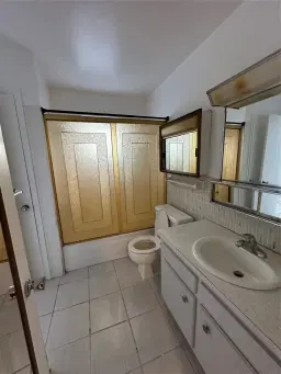 Picture of 348 S Federal Hwy 2, Dania Beach, FL 33004