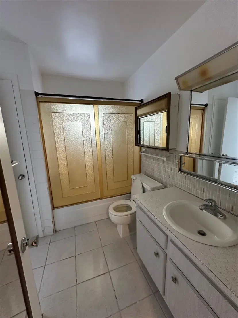 Picture of 348 S Federal Hwy 2, Dania Beach FL 33004