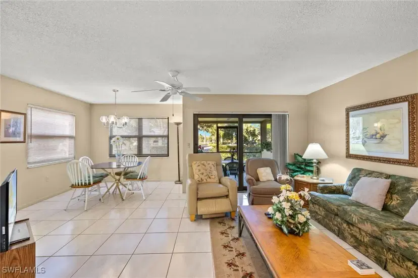 Picture of 1524 Mainsail Dr 6, Naples FL 34114