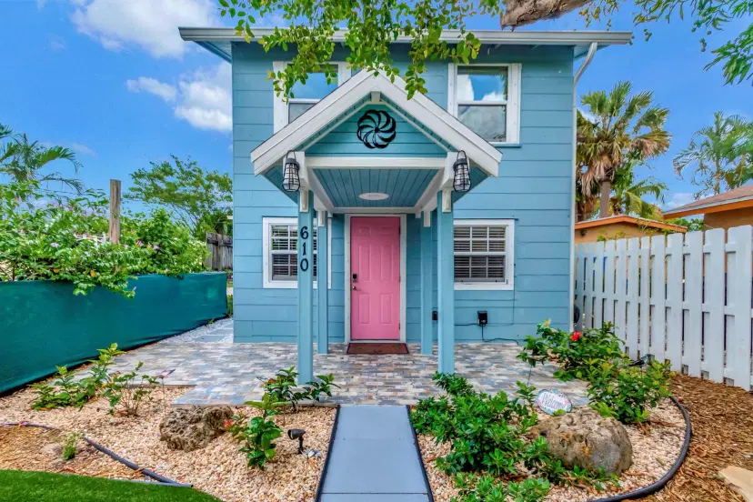 Picture of 610 N K Street, Lake Worth Beach FL 33460