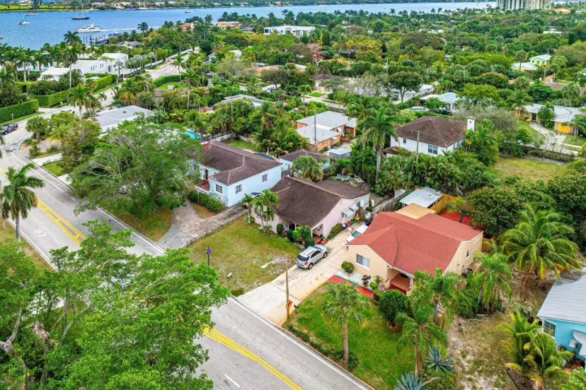 Picture of 3633 N Flagler Drive, West Palm Beach FL 33407