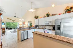 Picture of 9185 Celeste Dr 305, Naples, FL 34113