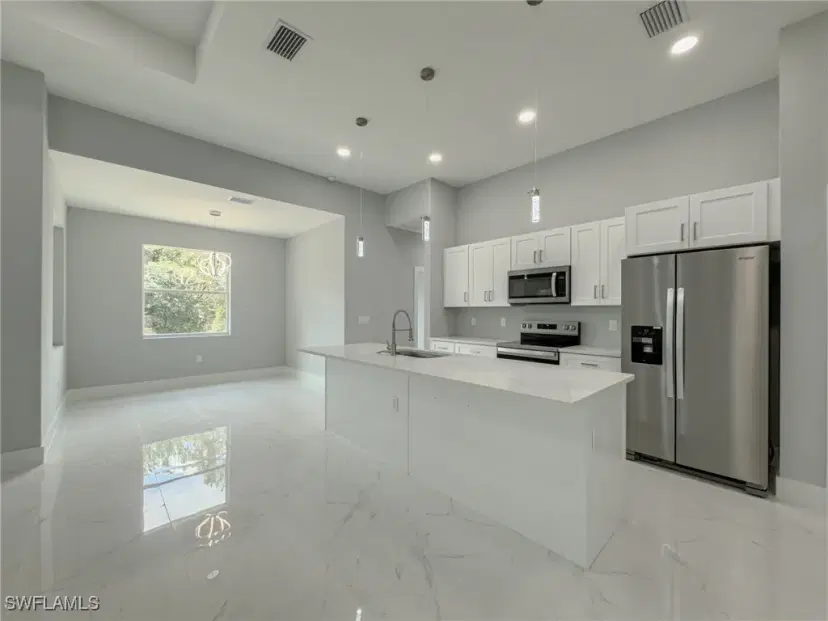 Picture of 438 Raymer St, Lehigh Acres FL 33974