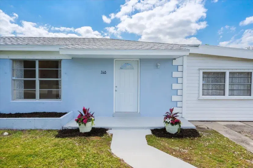Picture of 748 Altura Street, Port St Lucie FL 34952