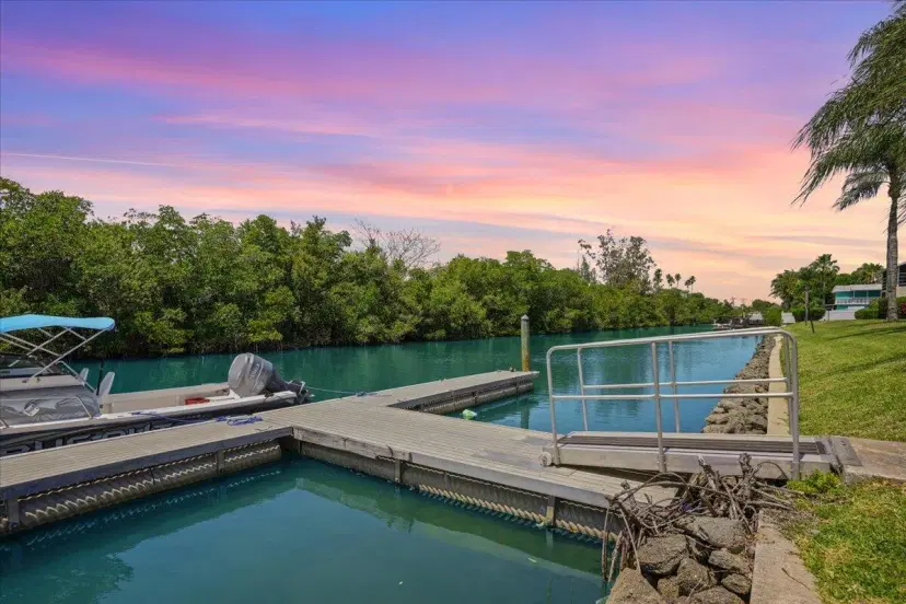 Picture of 1845 Robalo Drive 201D, Vero Beach FL 32960