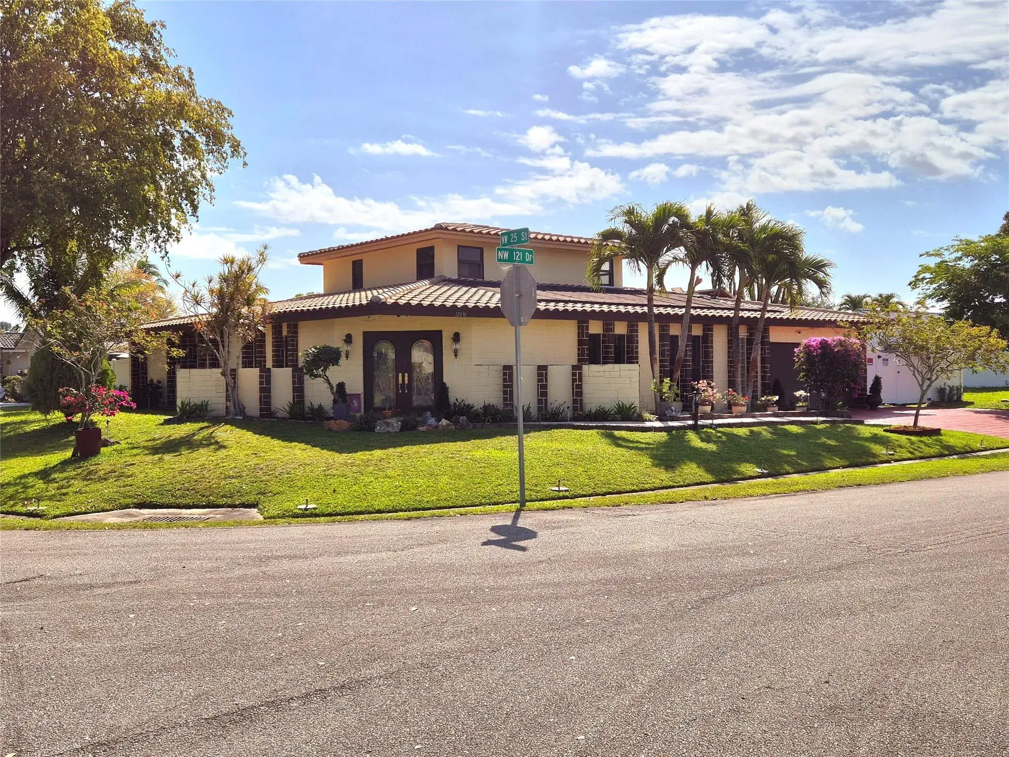 Picture of 12096 NW 25Th St, Coral Springs, FL 33065