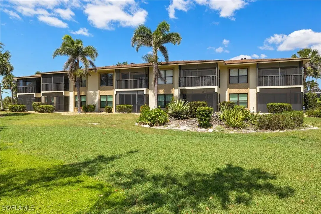 Picture of 16805 Davis Rd 123, Fort Myers, FL 33908