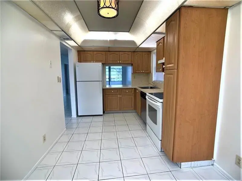 Picture of 8360 Sands Point Blvd G210, Fort Lauderdale FL 33321
