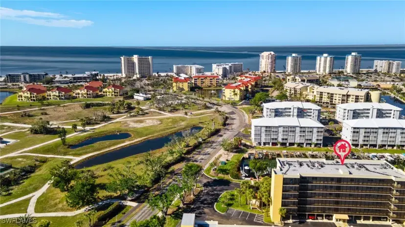 Picture of 4491 Bay Beach Ln 113, Fort Myers Beach FL 33931