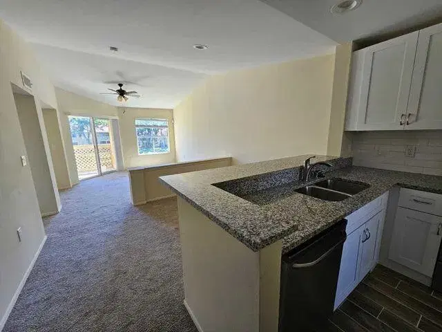 Picture of 4815 Via Palm Lakes 1414, West Palm Beach FL 33417
