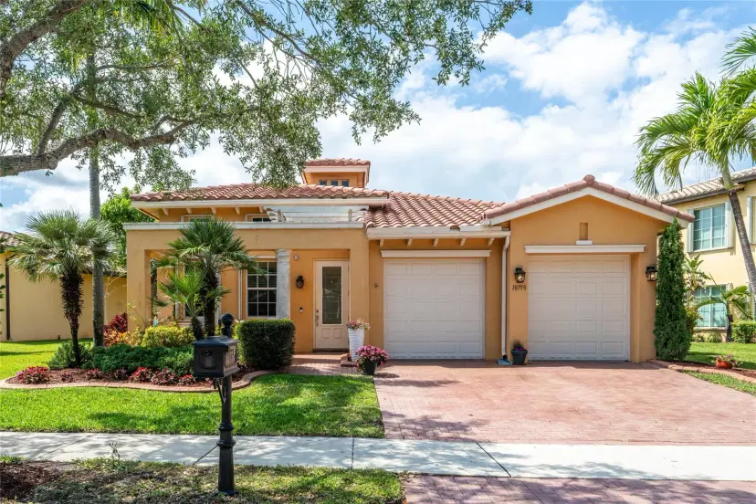 Picture of 10758 NW 83Rd Ct, Parkland FL 33076