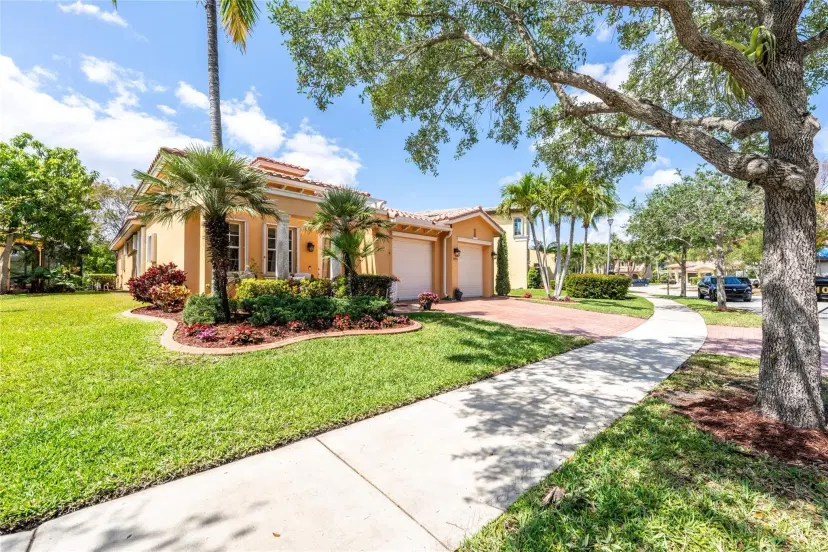 Picture of 10758 NW 83Rd Ct, Parkland FL 33076