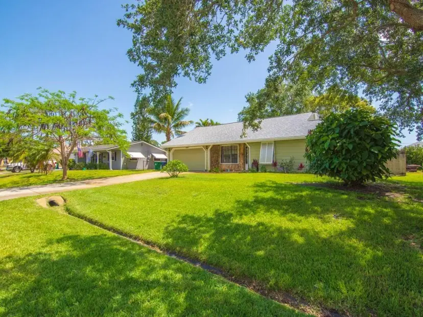 Picture of 437 Thomas Street, Sebastian FL 32958