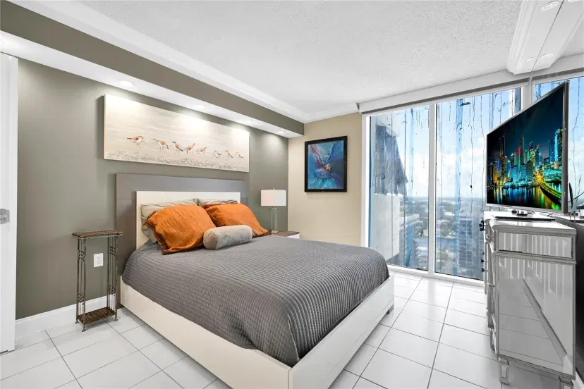 Picture of 2030 S Ocean Dr 2027, Hallandale Beach FL 33009