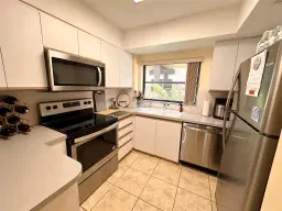 Picture of 6010 S Falls Circle Dr 305, Lauderhill, FL 33319
