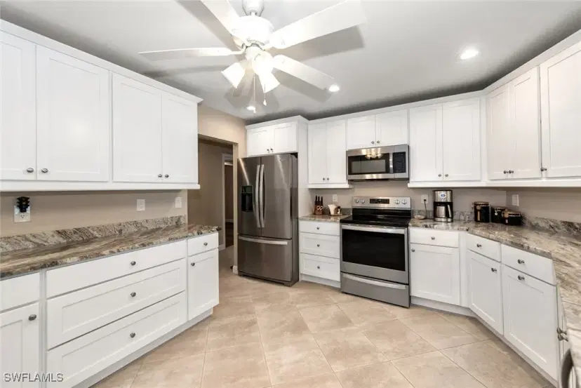 Picture of 13794 River Forest Dr, Fort Myers FL 33905