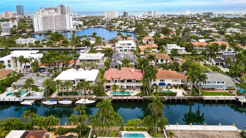 Picture of 441 Royal Plaza Dr, Fort Lauderdale FL 33301
