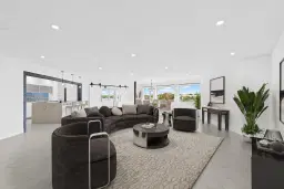 Picture of 877 NE 195Th St 422, Miami, FL 33179