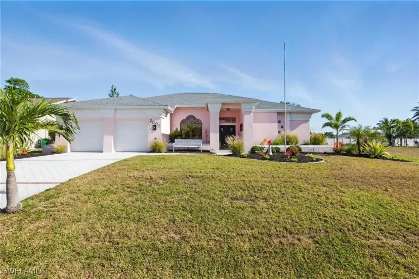 Picture of 2007 Viscaya Pkwy, Cape Coral FL 33990