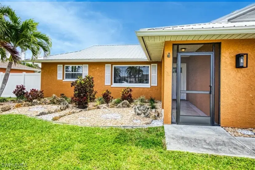 Picture of 918 Gleason Pkwy, Cape Coral FL 33914
