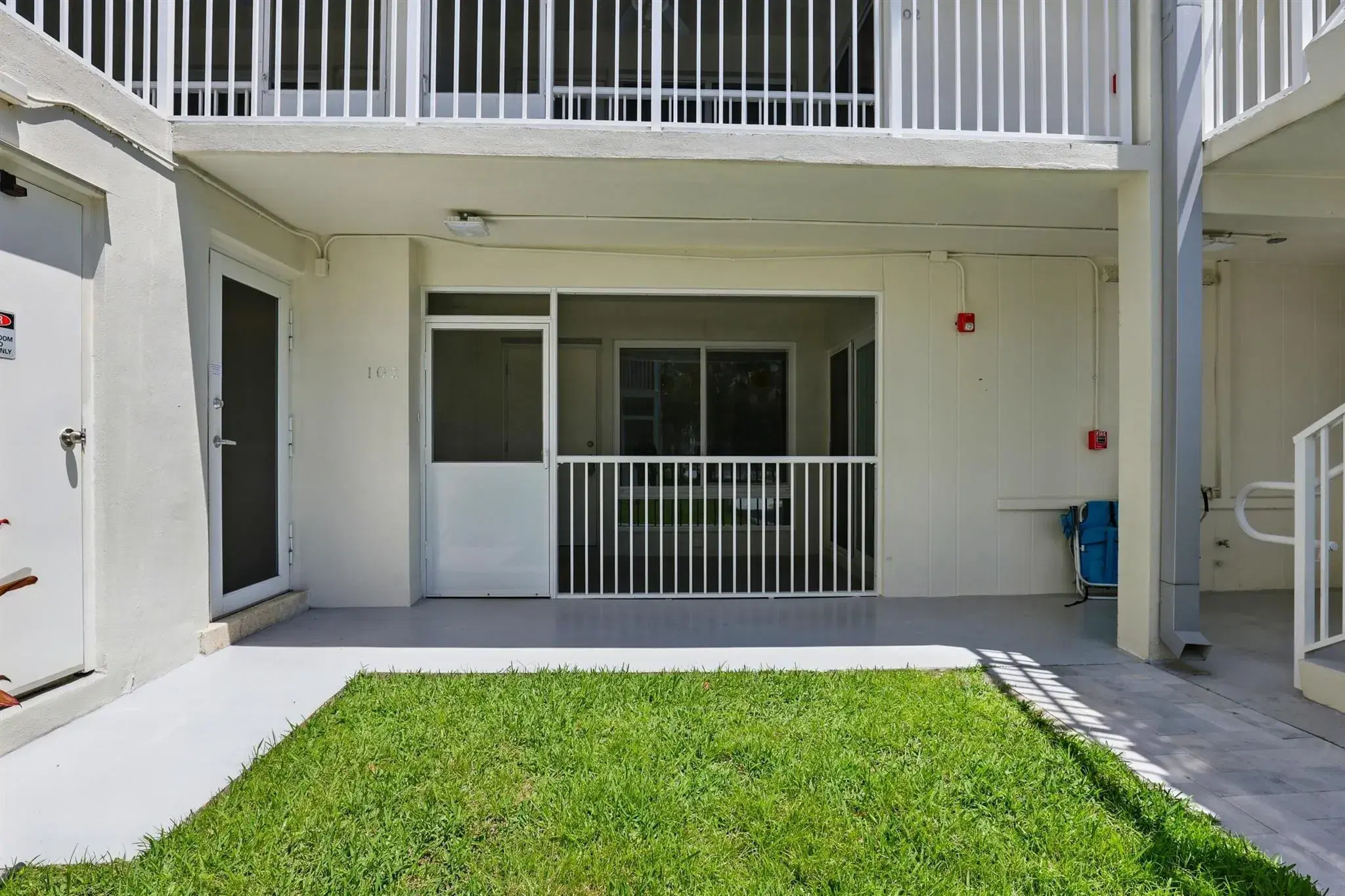 Picture of 1439 S Ocean Boulevard 102, Lauderdale By The Sea, FL 33062