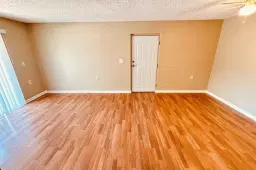 Picture of 1162 Lake Terry Dr 57-H, West Palm Beach, FL 33411