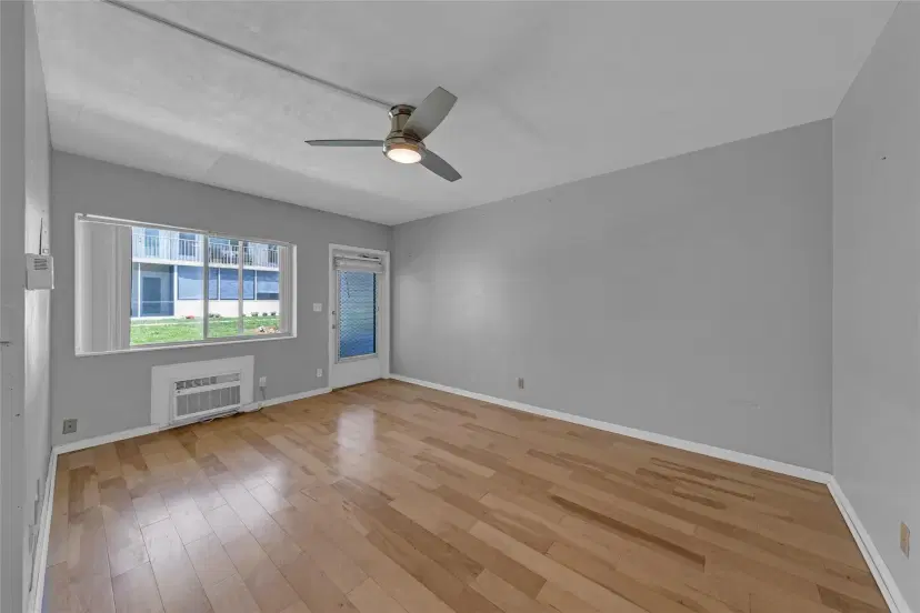 Picture of 11 SW 4Th Ave 29, Boca Raton FL 33432