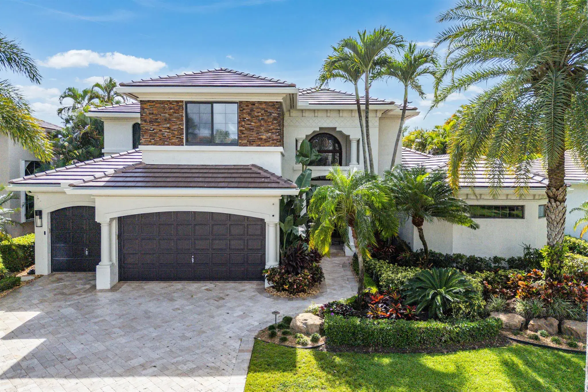 Picture of 15967 Laurel Creek Drive, Delray Beach, FL 33446