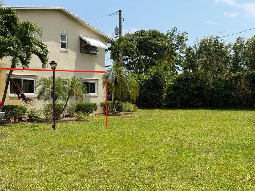 Picture of 306 S Circle Drive 101, Boynton Beach FL 33435
