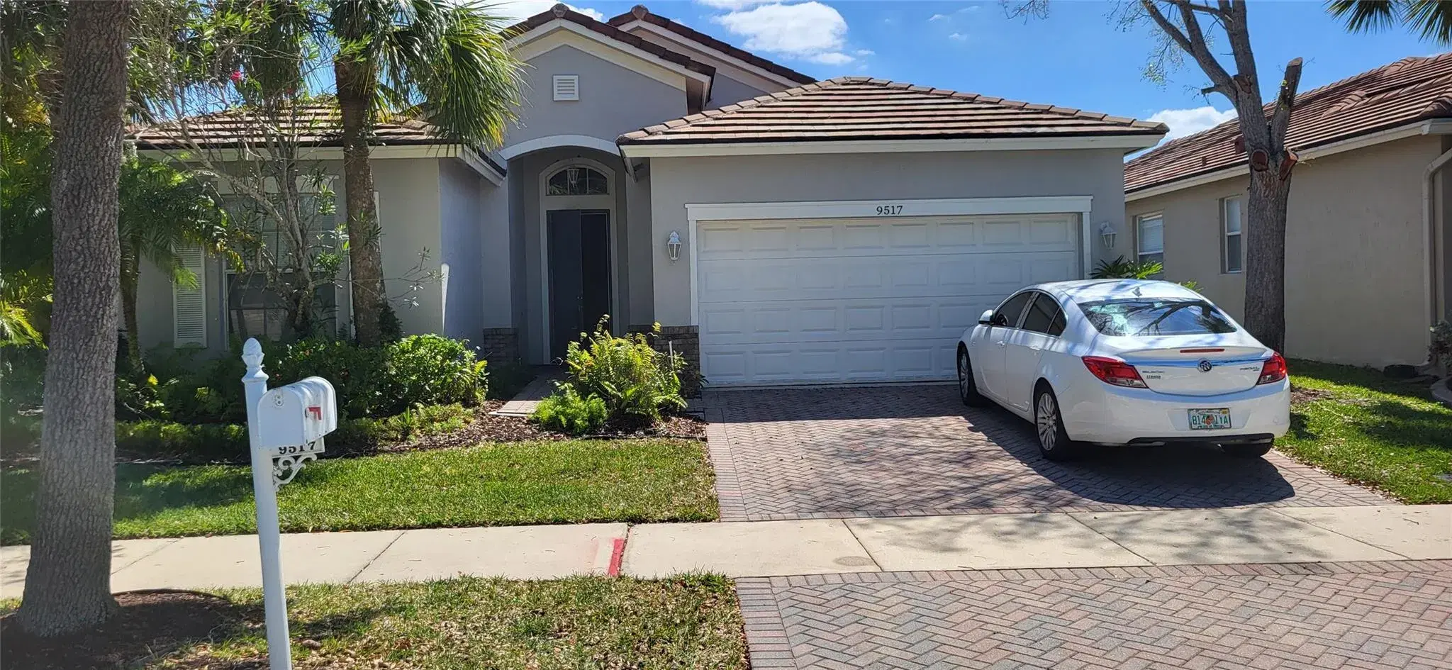 Picture of 9517 SW Flowermound Cir, Port St Lucie, FL 34987